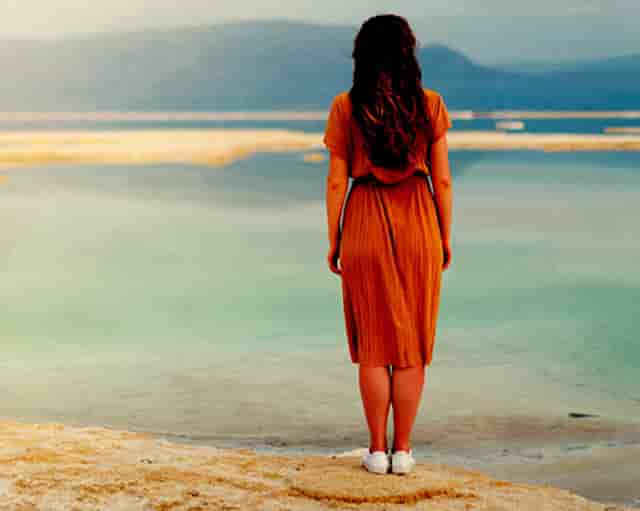 咽喉难受应该挂哪个科(咽喉镜和支气管镜哪个难受)